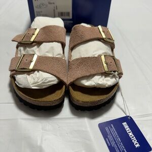 Women’s BIRKENSTOCK Arizona Suede Leather Light Rose Sandals Size US 8